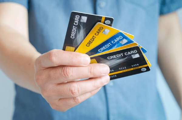 Thẻ tín dụng trở thành ‘điểm nóng’ của gian lận tài chính