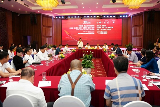 Nếu không có doanh nghiệp nhỏ, "đại bàng" sống với ai?