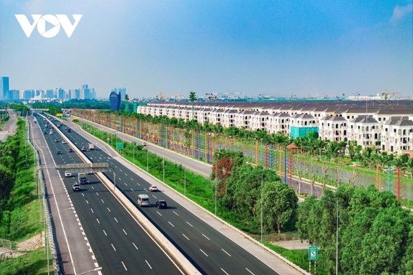 “Điểm nóng” bất động sản phía Đông, thách thức đô thị hóa cho Hưng Yên