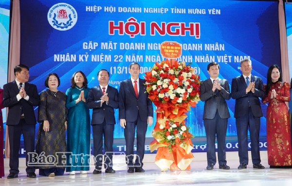 Gặp mặt doanh nghiệp, doanh nhân nhân kỷ niệm 22 năm Ngày Doanh nhân Việt Nam