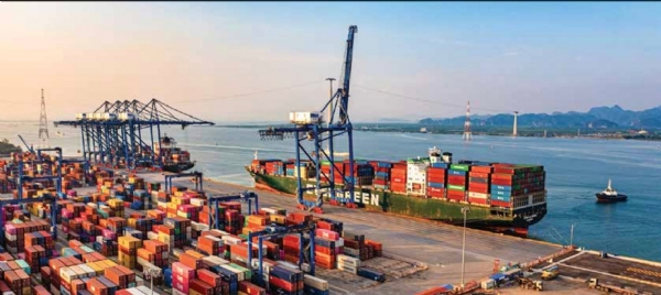 &acute;Muốn tăng trưởng 10%+, Việt Nam phải đi tắt đón đầu&acute;