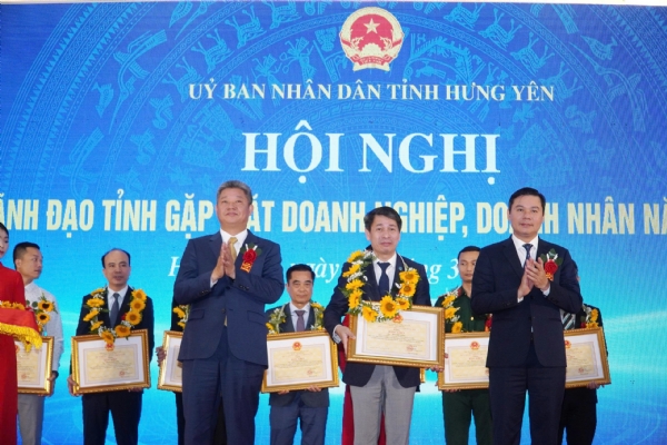 Green i-Park được UBND tỉnh Hưng Yên vinh danh tập thể tiêu biểu